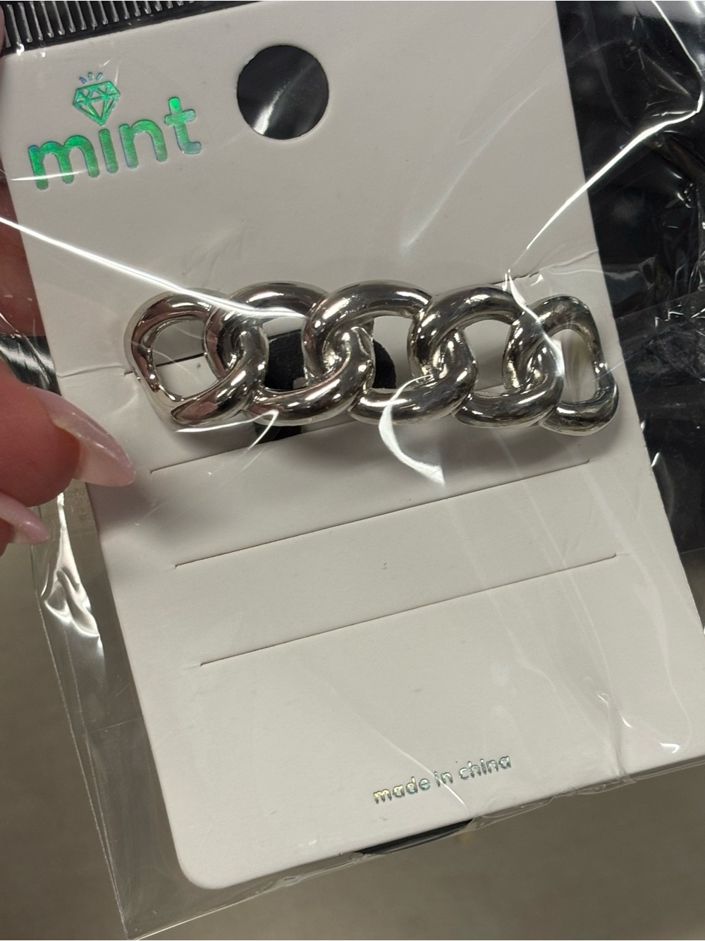 Hair Scrunchies Bundle Of 4 NIP - Picture 2 of 9